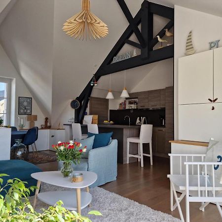 Le Coligny, Appt 100M Mer Et Parking La Rochelle  Kültér fotó